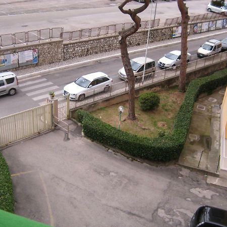 A' Moglie Del Comandante Apartment Гаета Екстериор снимка